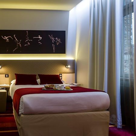 Hotel Le Châteaubriant Екстериор снимка