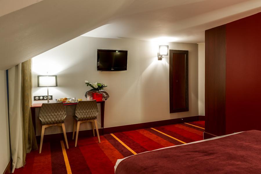 Hotel Le Châteaubriant Екстериор снимка