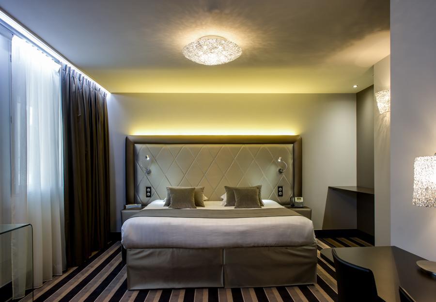 Hotel Le Châteaubriant Екстериор снимка