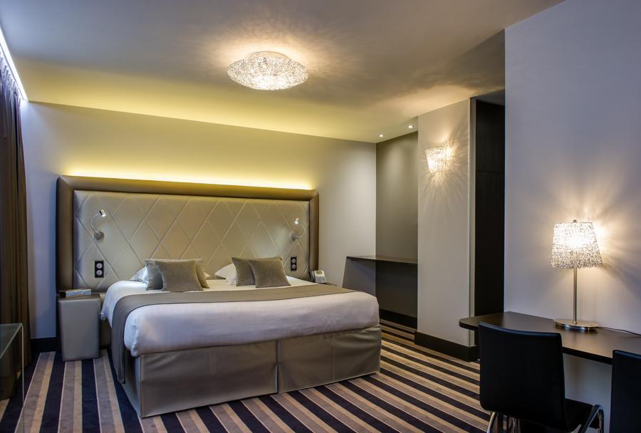 Hotel Le Châteaubriant Екстериор снимка